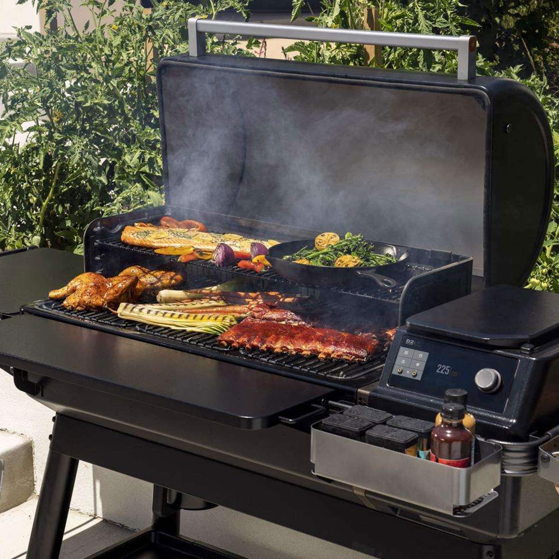 Traeger_Image_OutdoorLiving_Moore_Lumber_Ace Scotts_TurfBuilder
