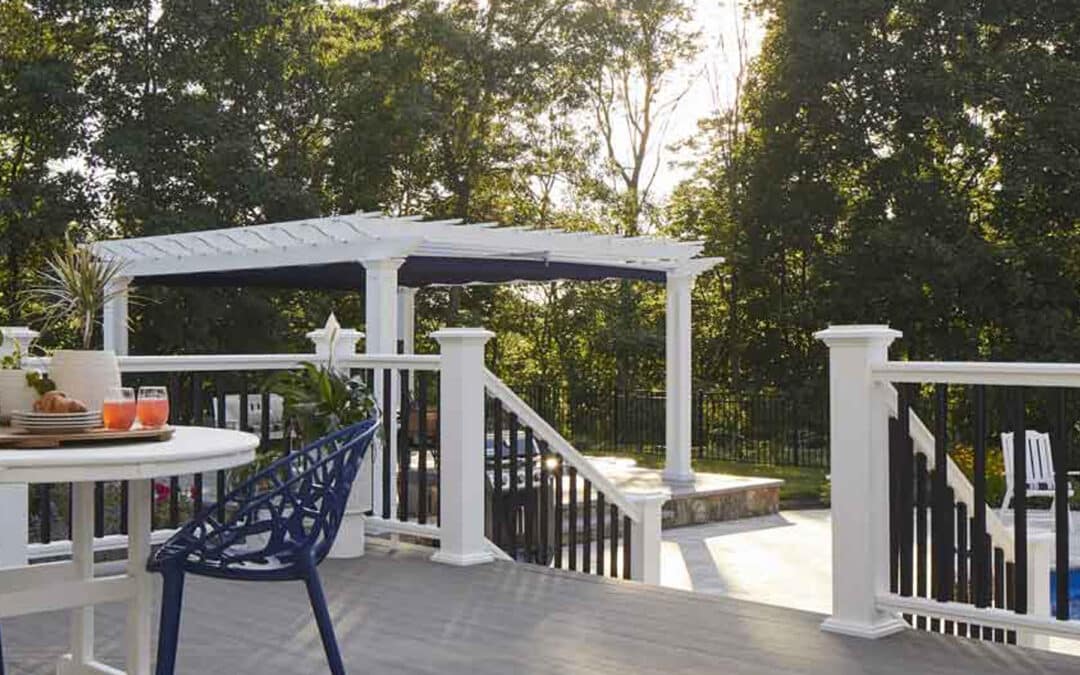 Deck with pergola