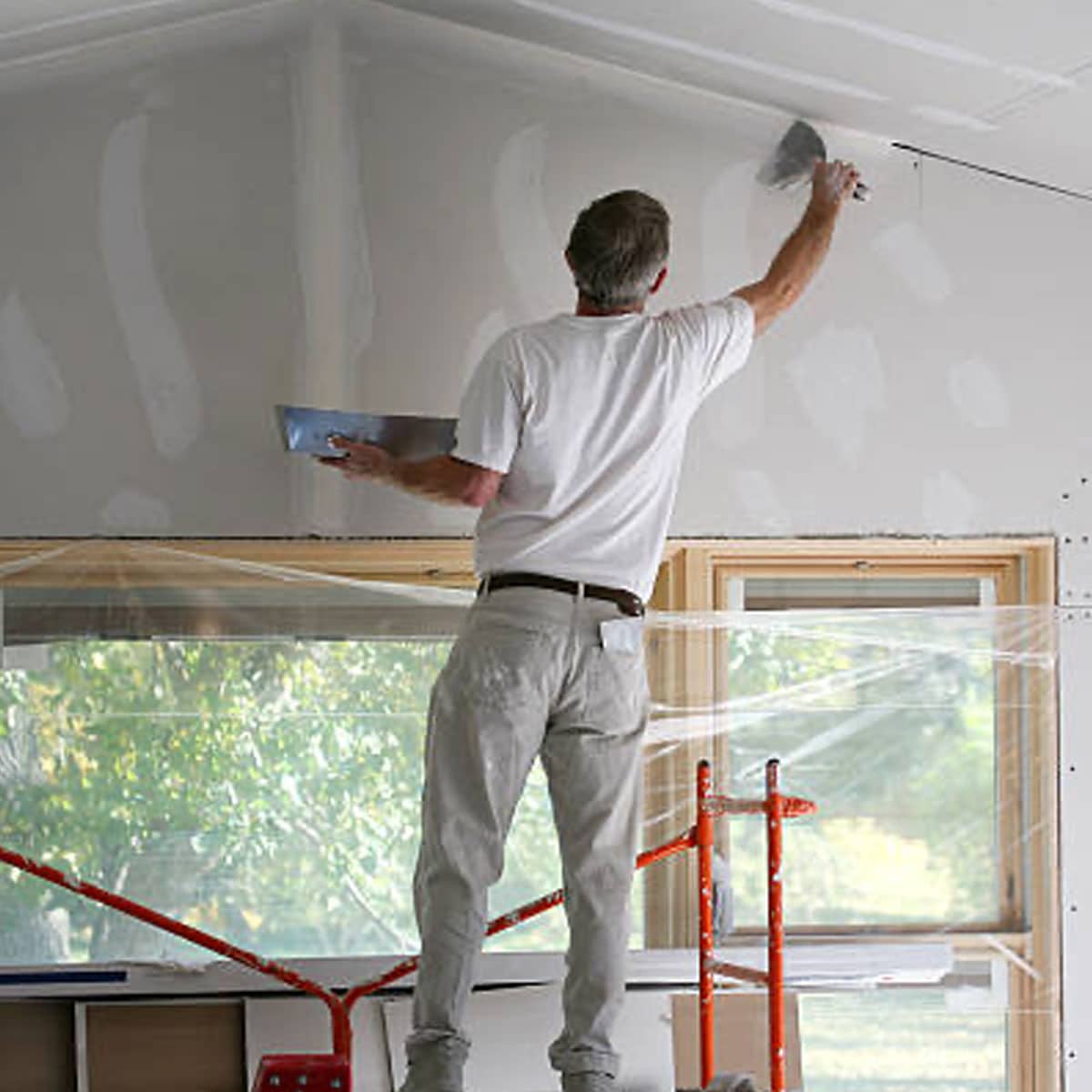 drywall_2_moorelumber Scotts_TurfBuilder